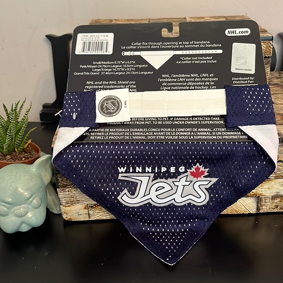 NWT PETS FIRST Hockey Reversible Bandana (S/M) - Winnipeg - Picture 6 of 8